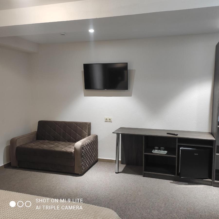 Colinele Aurii Cimislia Hotel Bagian luar foto